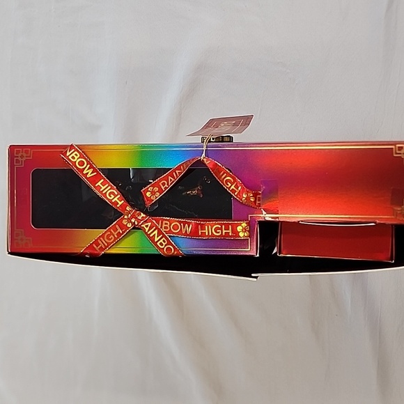 MGA Rainbow High Doll Kid Collectible Adult Multicolor Lunar New Year Lily Cheng - Picture 13 of 16